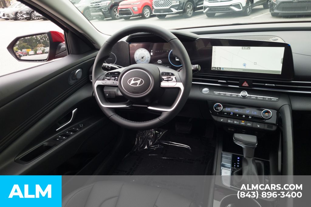 2025 Hyundai Elantra Limited photo 22