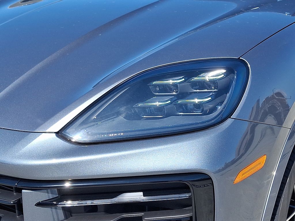 Thumbnail: 2026 Porsche Cayenne - 12