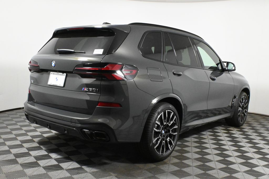 2025 BMW X5 M60i 7