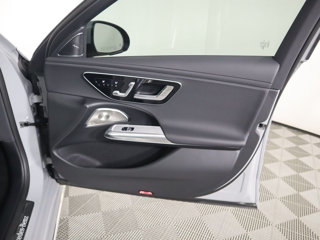 Thumbnail: 2026 Mercedes-Benz E-Class - 27