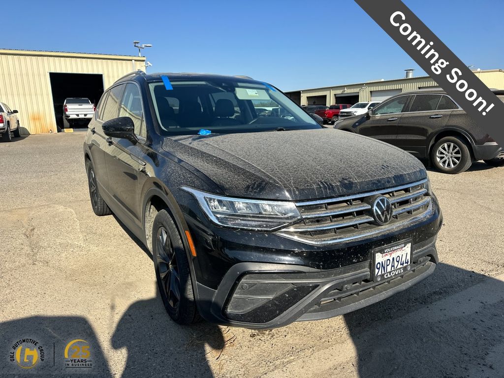  2024 Volkswagen Tiguan SE FWD   