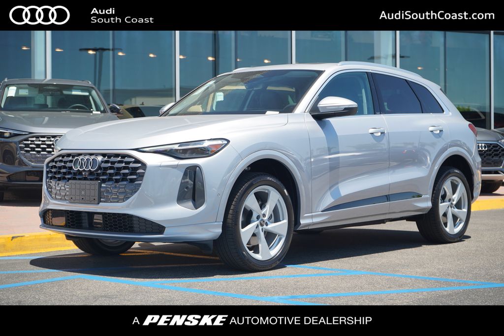 Thumbnail: 2025 Audi Q5 - 1