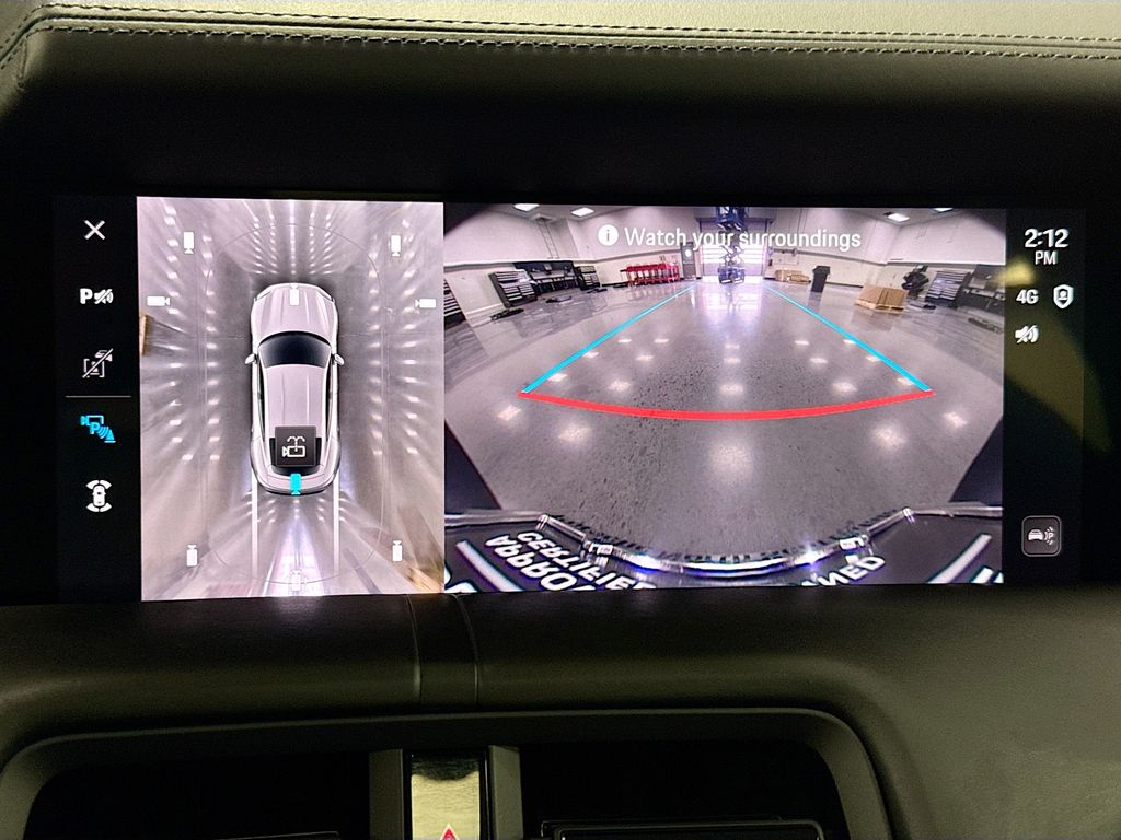 Thumbnail: 2025 Porsche Taycan - 17