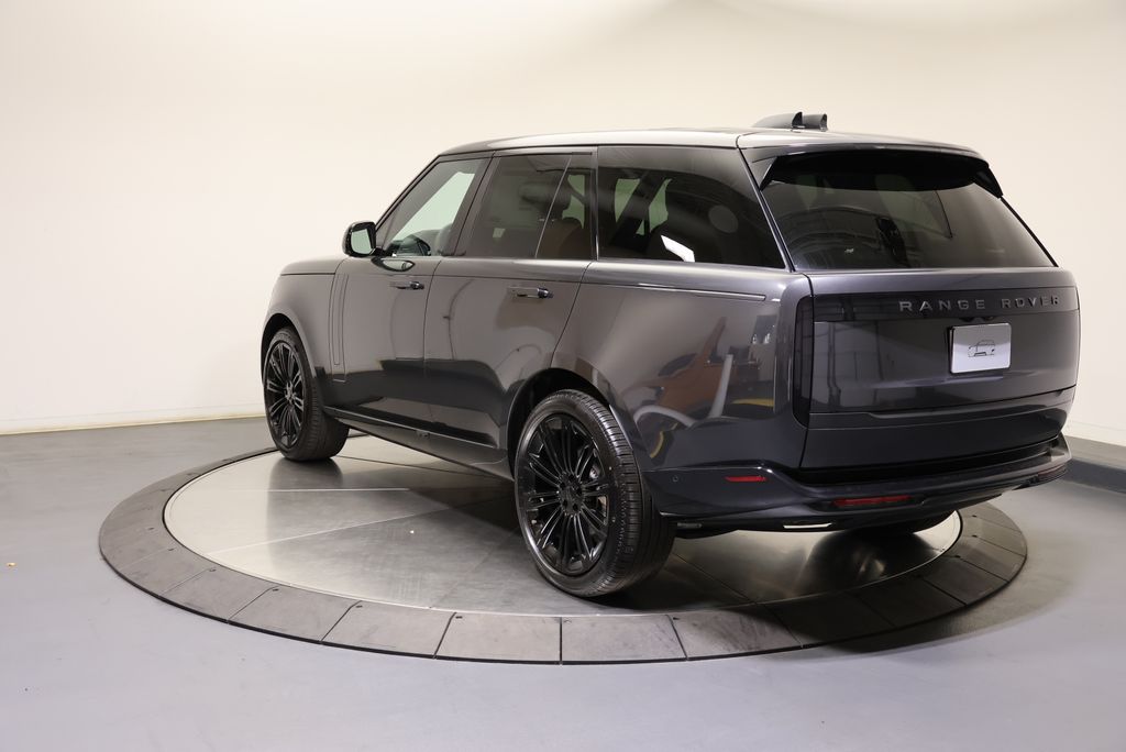 Thumbnail: 2026 Land Rover Range Rover - 3
