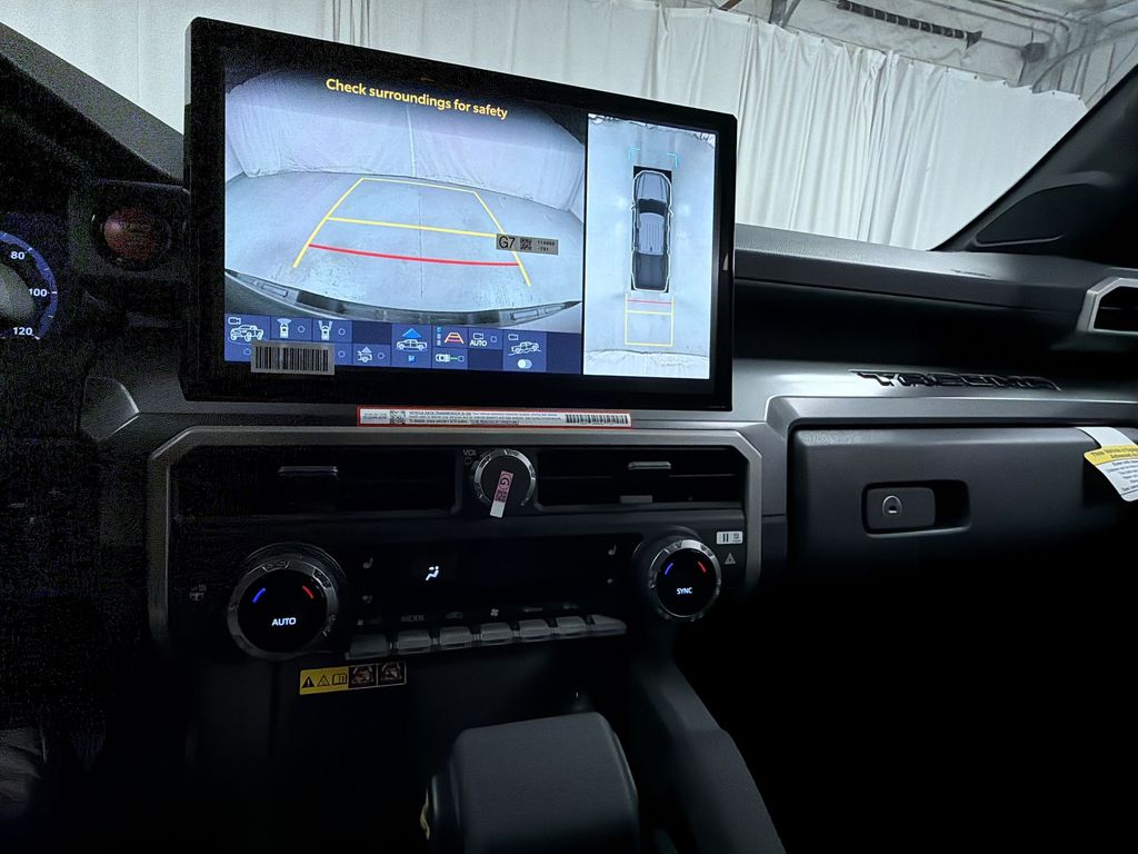 2026 Toyota Tacoma TRD Off Road - Photo 20