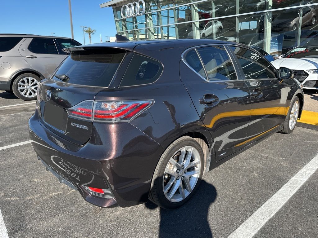 Thumbnail: 2016 Lexus CT - 4