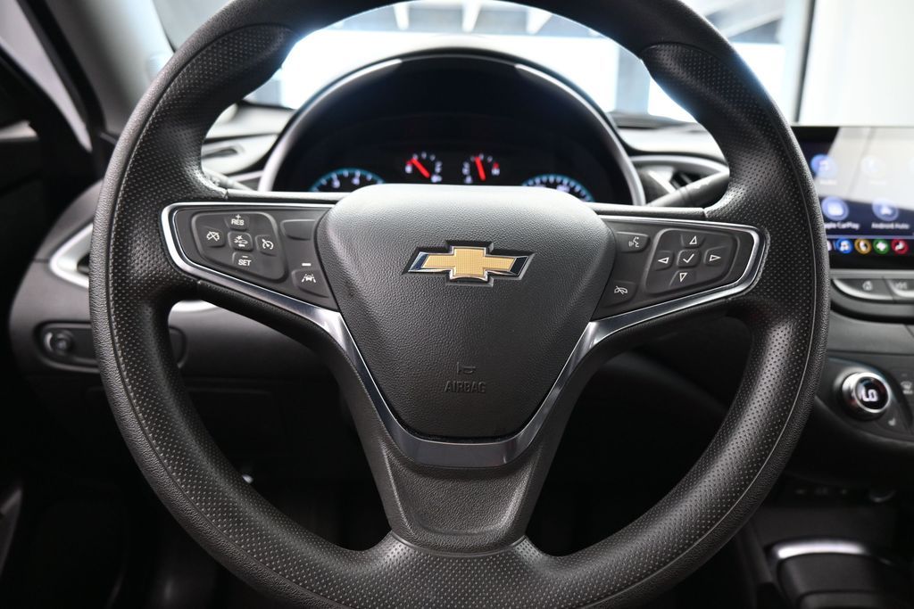 Used 2024 Sterling Gray Metallic Chevrolet LT image 24