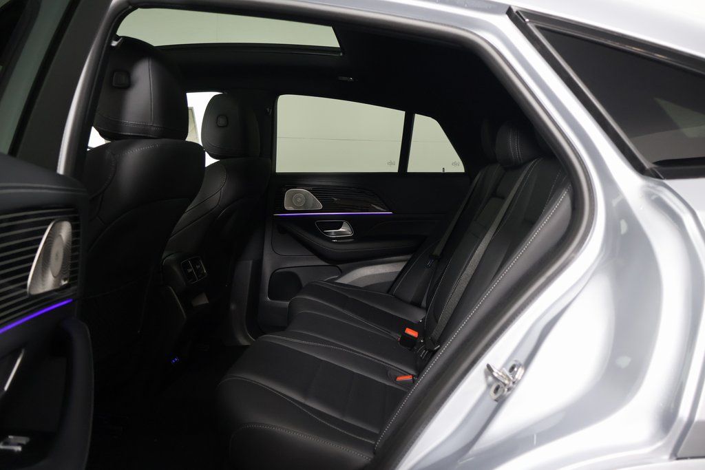 Thumbnail: 2026 Mercedes-Benz GLE - 6