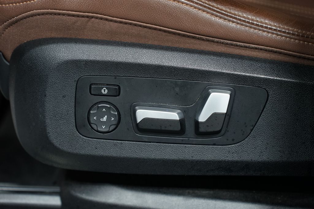 Thumbnail: 2022 BMW X5 - 32