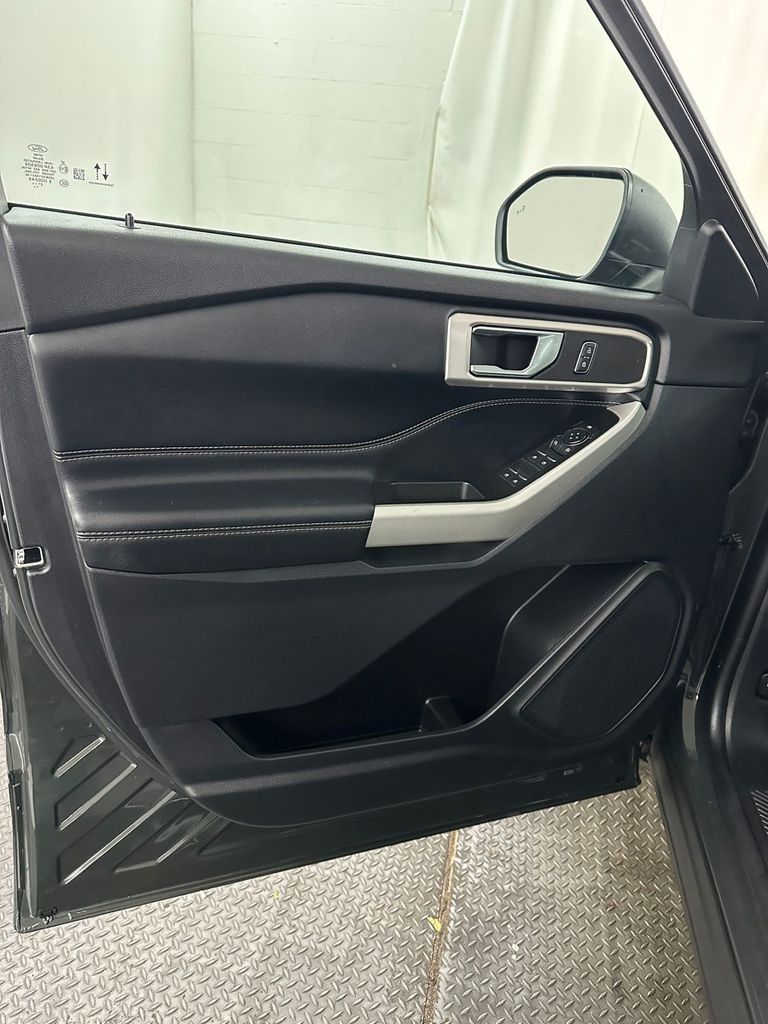 used 2022 Ford Explorer car, priced at $32,985