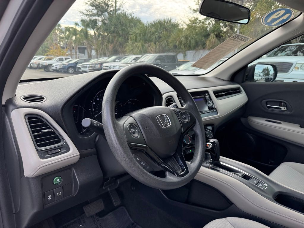 2019 Honda HR-V LX 31