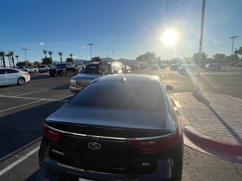 Thumbnail: 2019 Kia Cadenza - 4