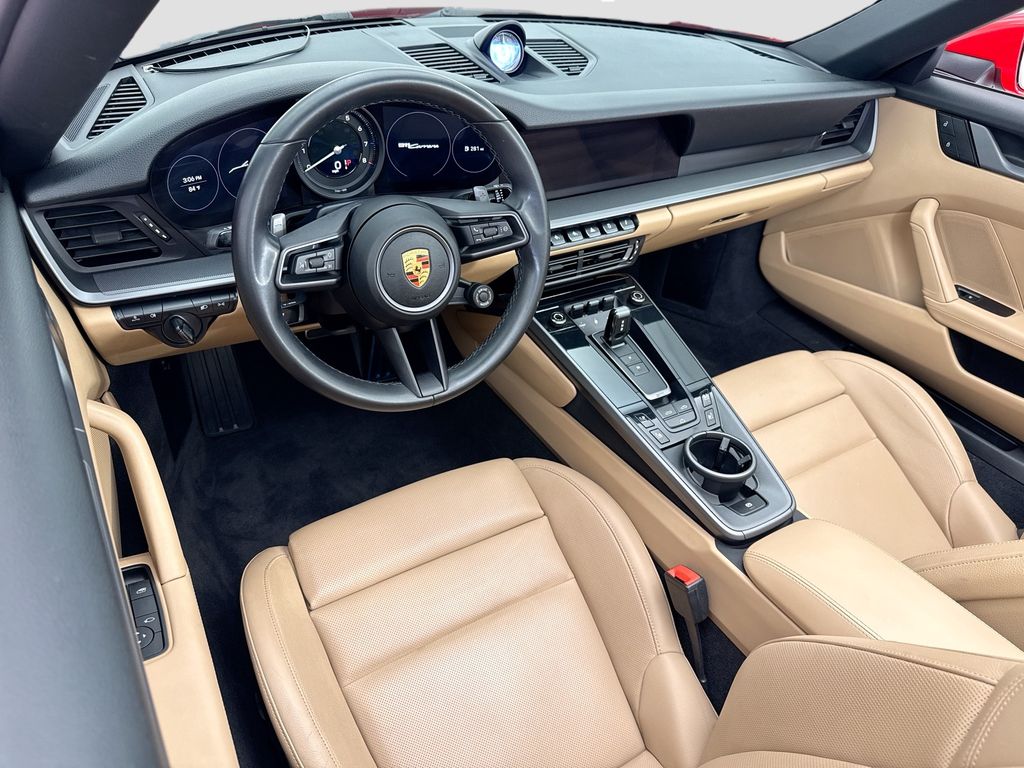 Thumbnail: 2023 Porsche 911 - 4