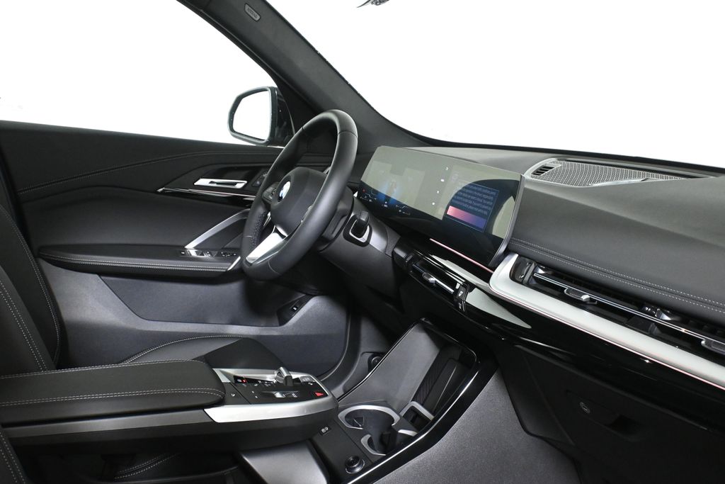 Thumbnail: 2027 BMW X1 - 29