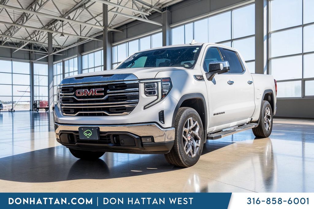 2022 GMC Sierra 1500 SLT Crew Cab 4WD