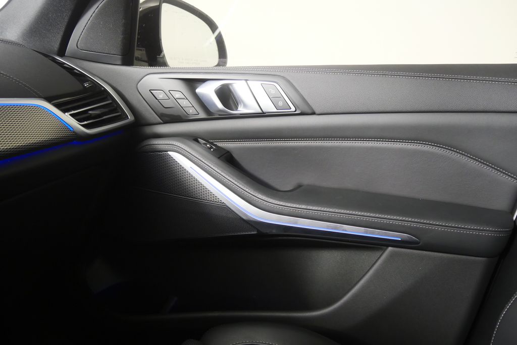 Thumbnail: 2022 BMW X5 - 21