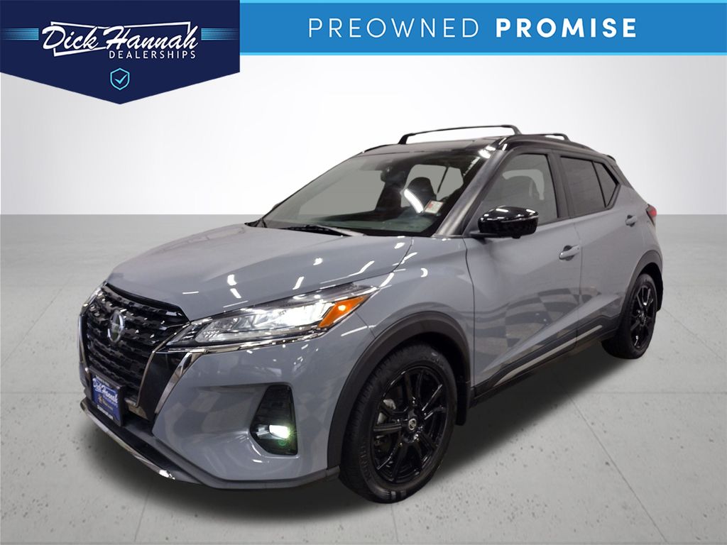 2021 Nissan Kicks SR
