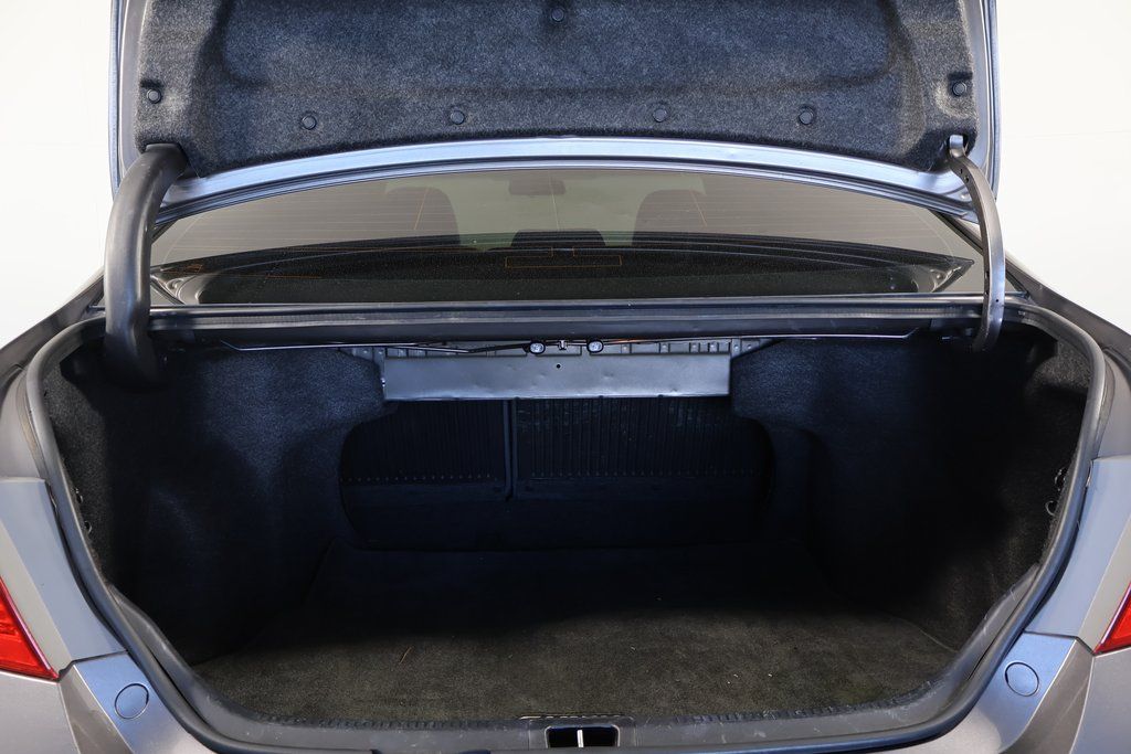 Thumbnail: 2017 Toyota Camry - 14