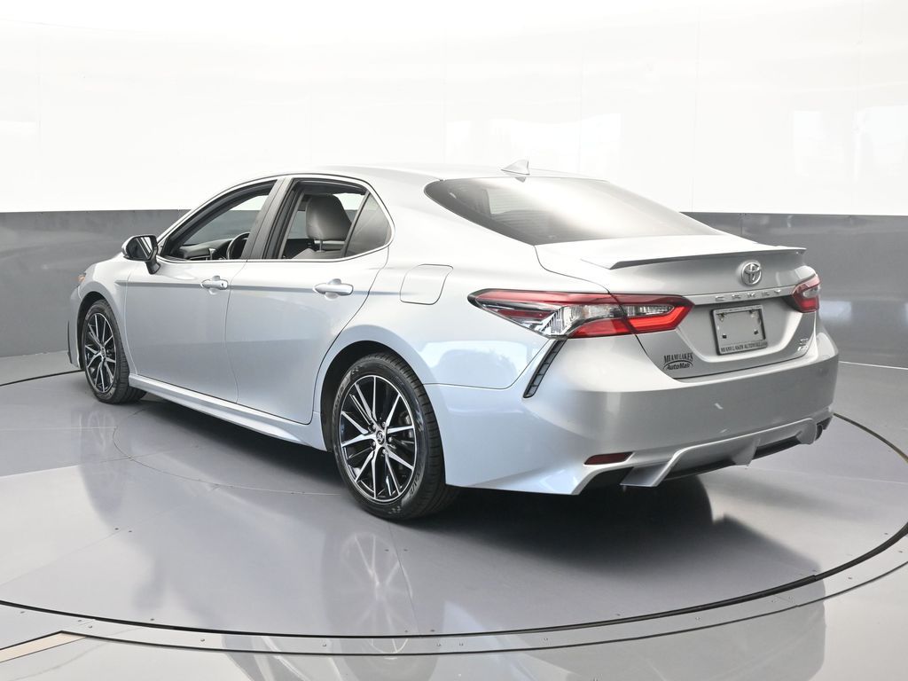 Used 2021 Celestial Silver Metallic Toyota SE image 4