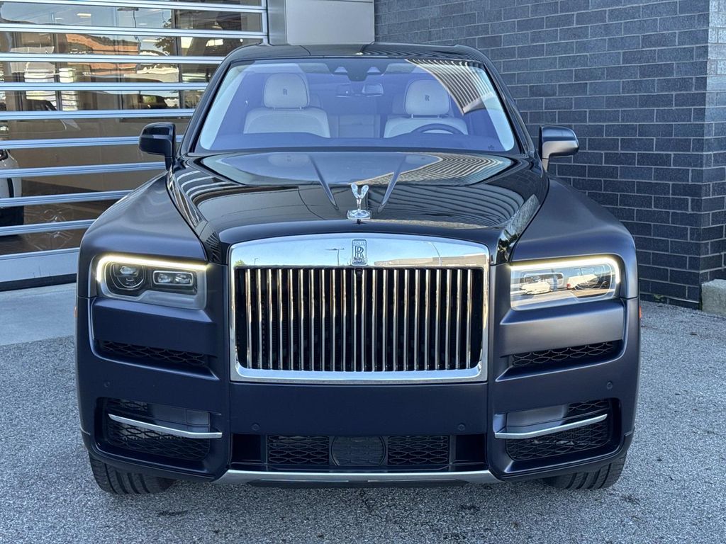 Used 2021 Blue Rolls-Royce Base image 2