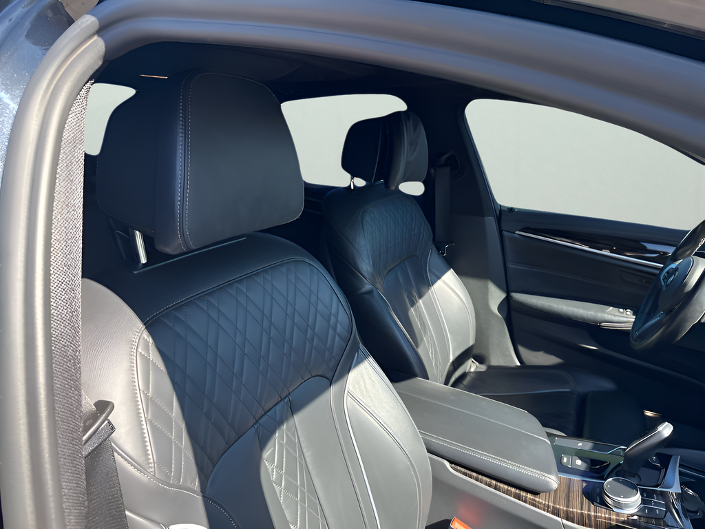 Used Car 2020 Bmw 5 Series  M550i Xdrive For Sale Under $50,000 In Austin, Texas