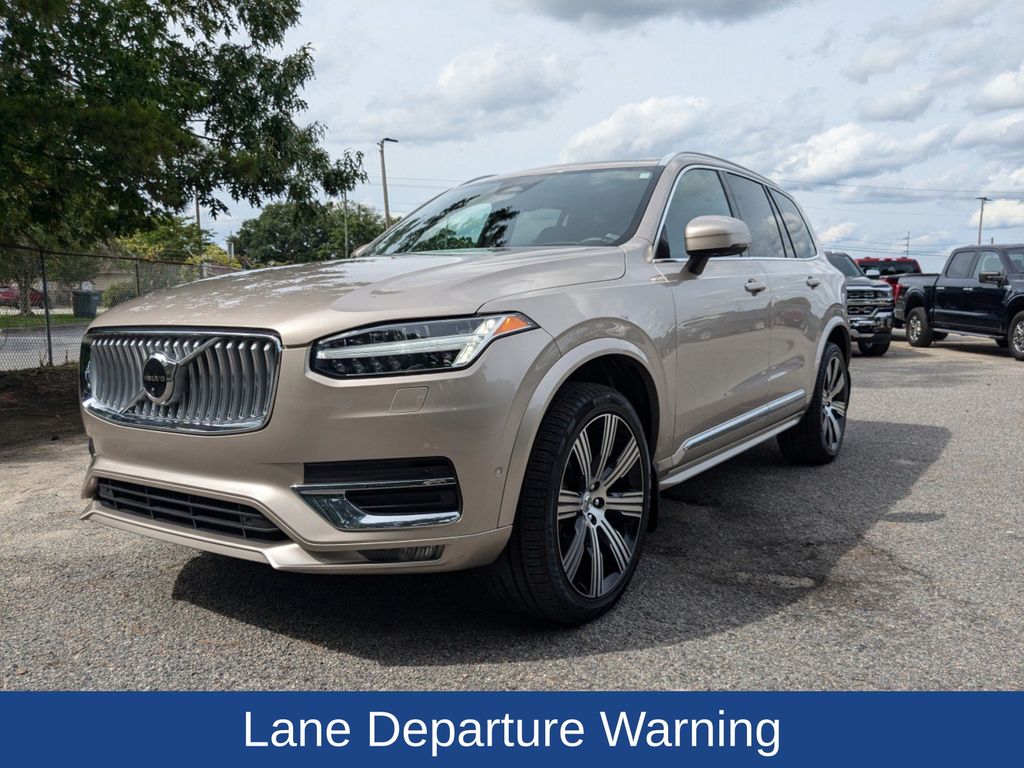 2023 Volvo XC90 B6 Ultimate Bright Theme 7P