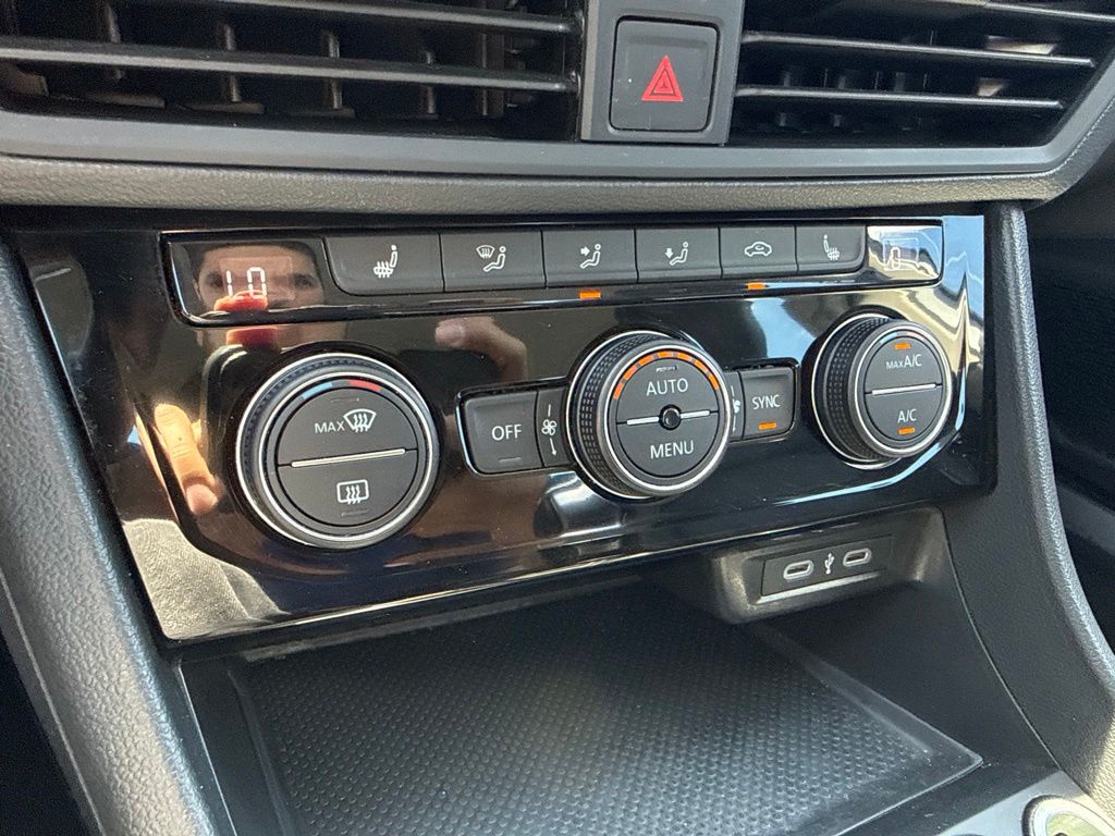 2024 Volkswagen Jetta 1.5T SE Silver at Klick Lewis Buick Chevrolet