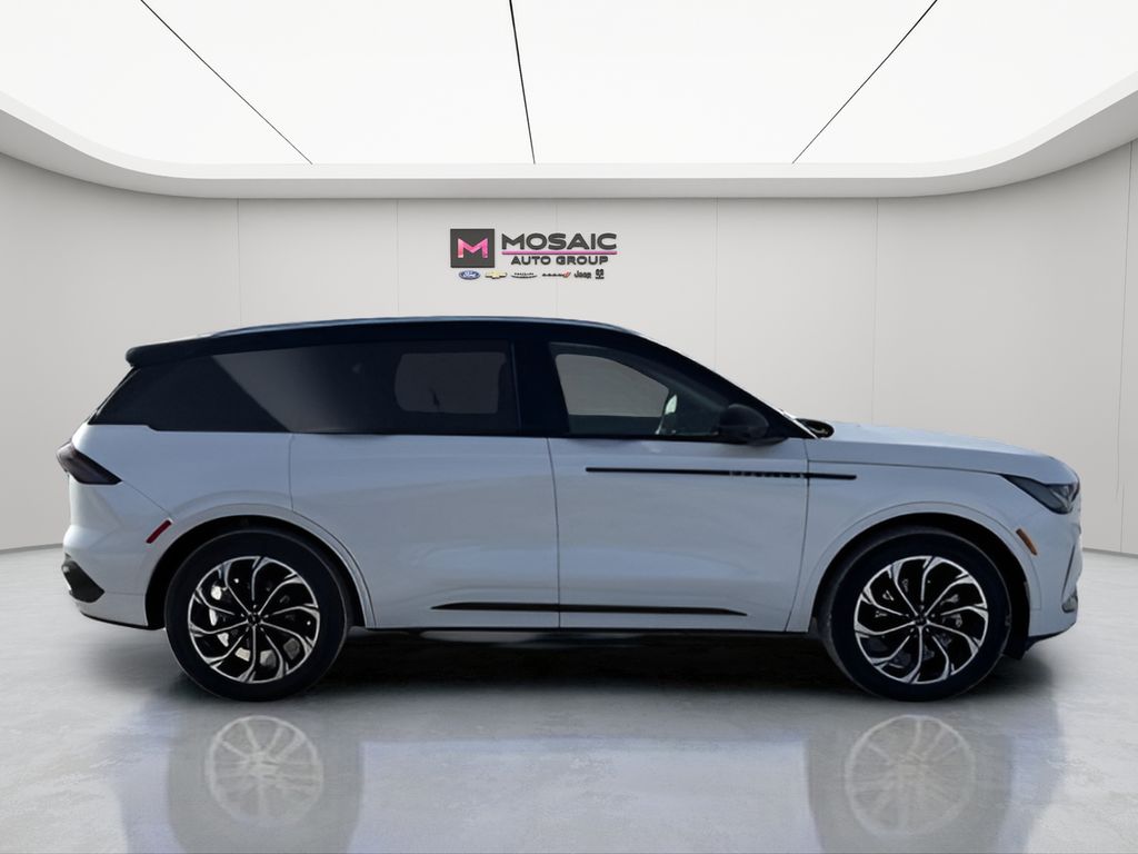 2025 Lincoln Nautilus