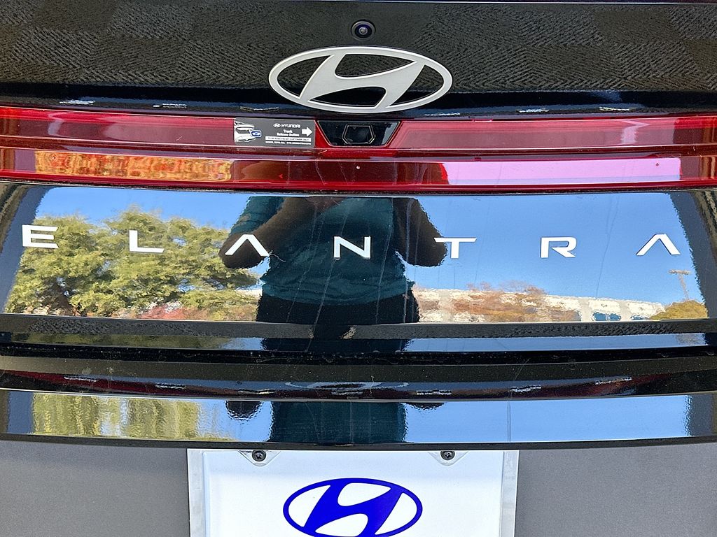 Thumbnail: 2026 Hyundai Elantra - 20