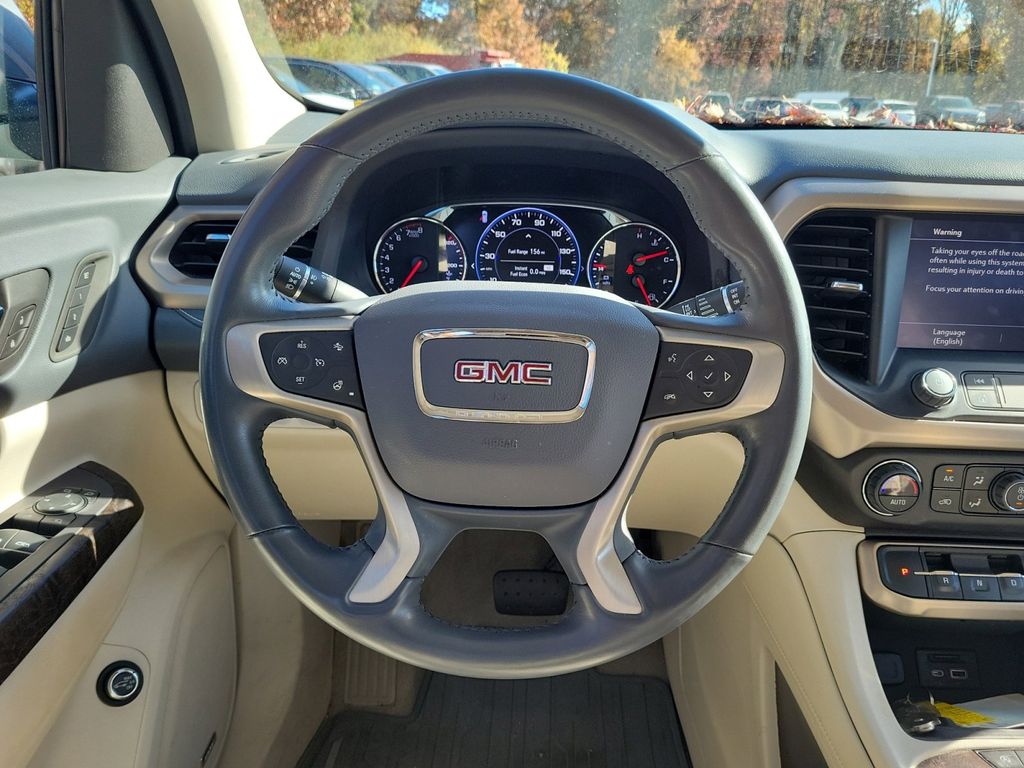 2022 GMC Acadia Denali 11