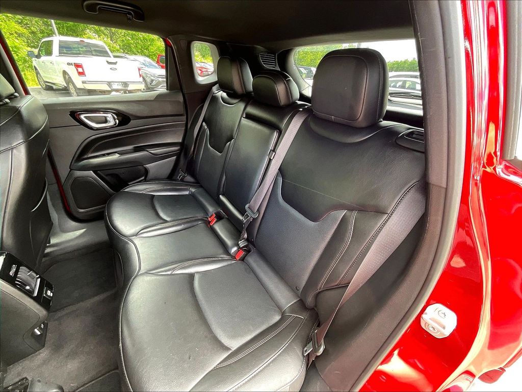 2023 Jeep Compass — photo 14