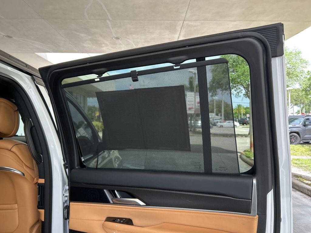 Used 2025 White Jeep Series III image 52
