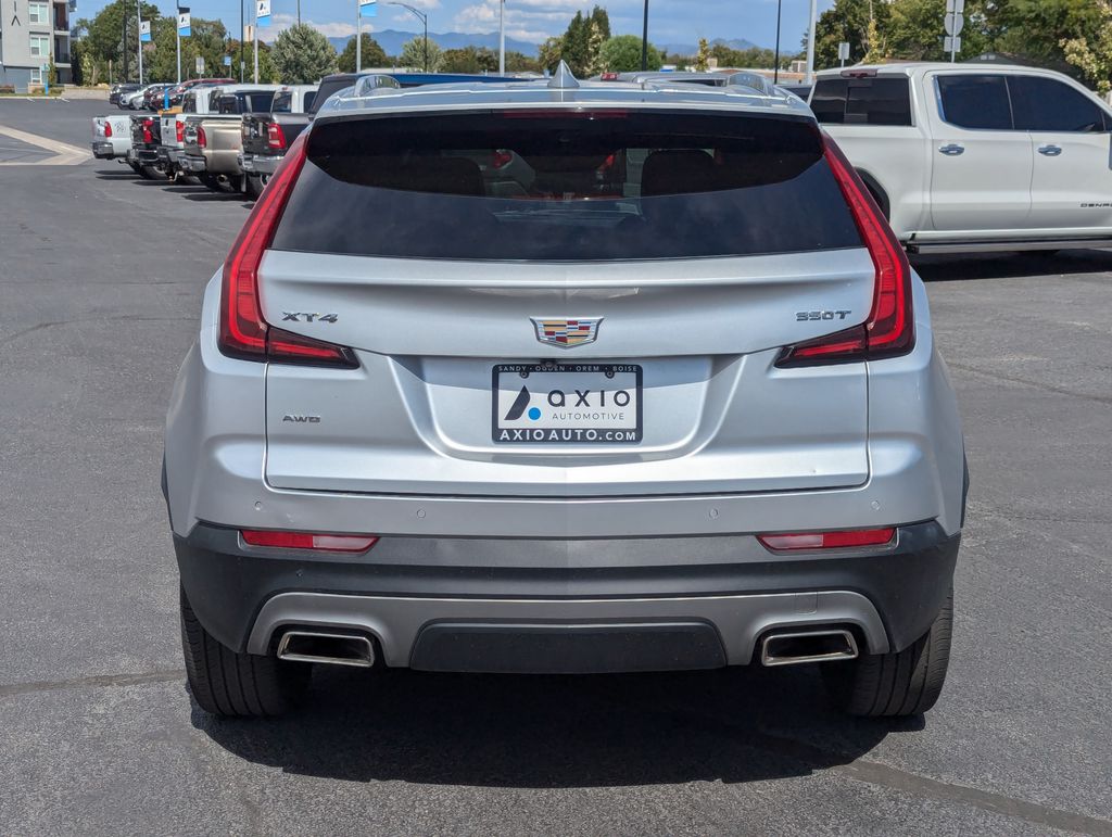 2022 Cadillac XT4 Premium Luxury 6