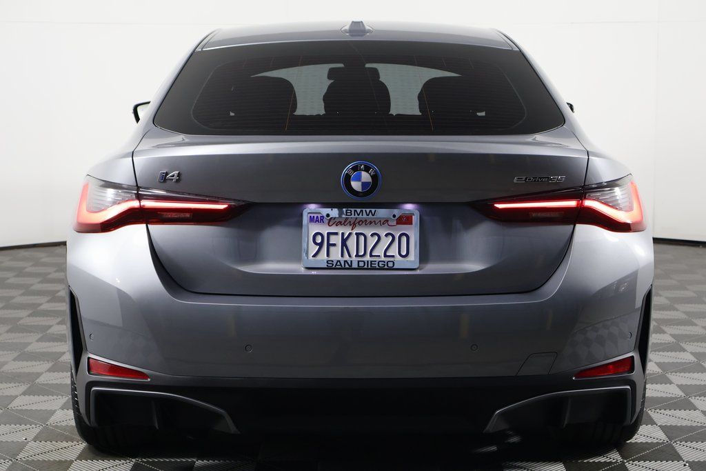 Thumbnail: 2023 BMW i4 - 5