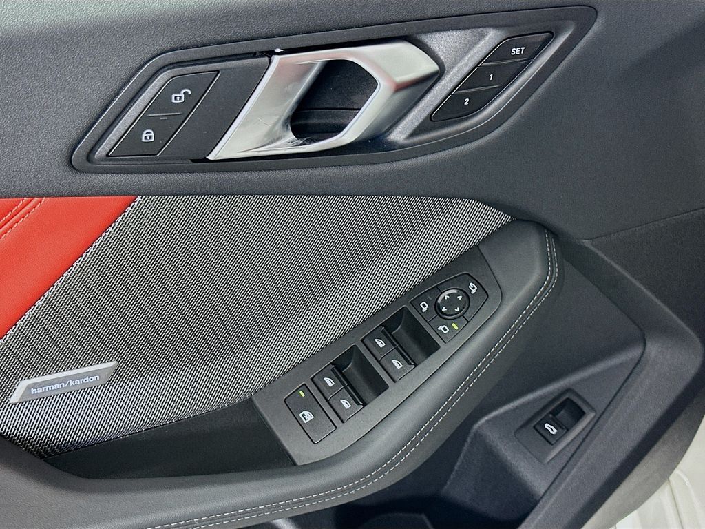 Thumbnail: 2025 BMW 2 Series - 16