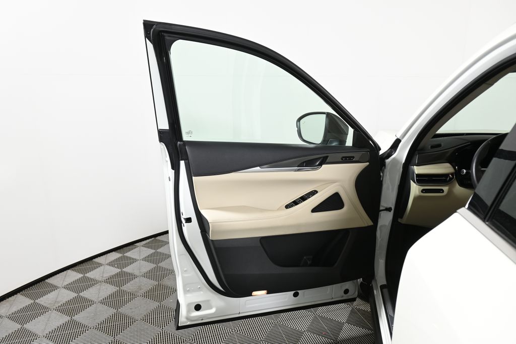 Thumbnail: 2023 INFINITI QX60 - 28