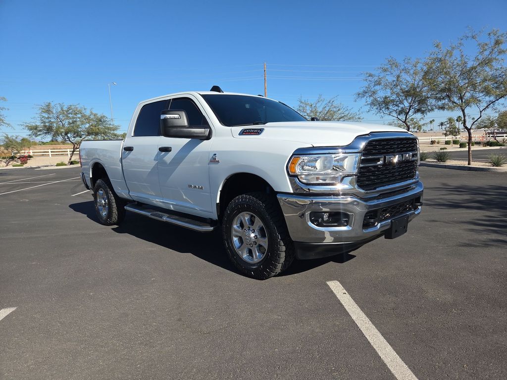 Bright White Clearcoat 2024 RAM 2500 Big Horn Crew Cab 4WD Pickup Truck Four-Wheel Drive 6-Speed Automatic