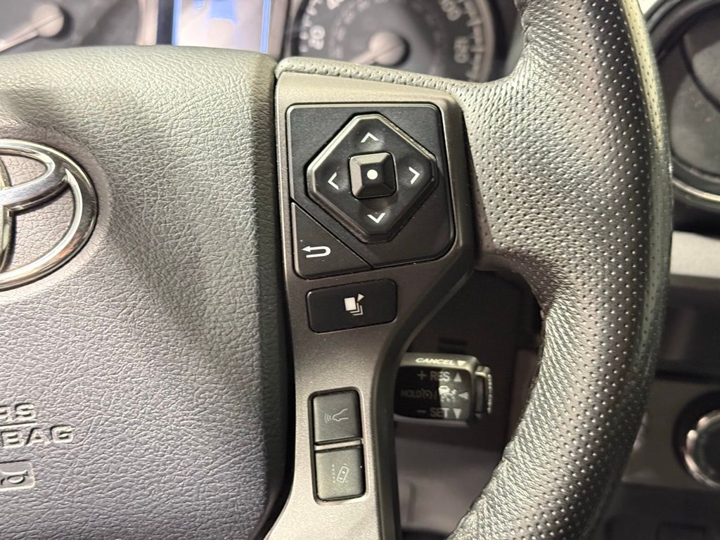 Thumbnail: 2020 Toyota Tacoma - 22