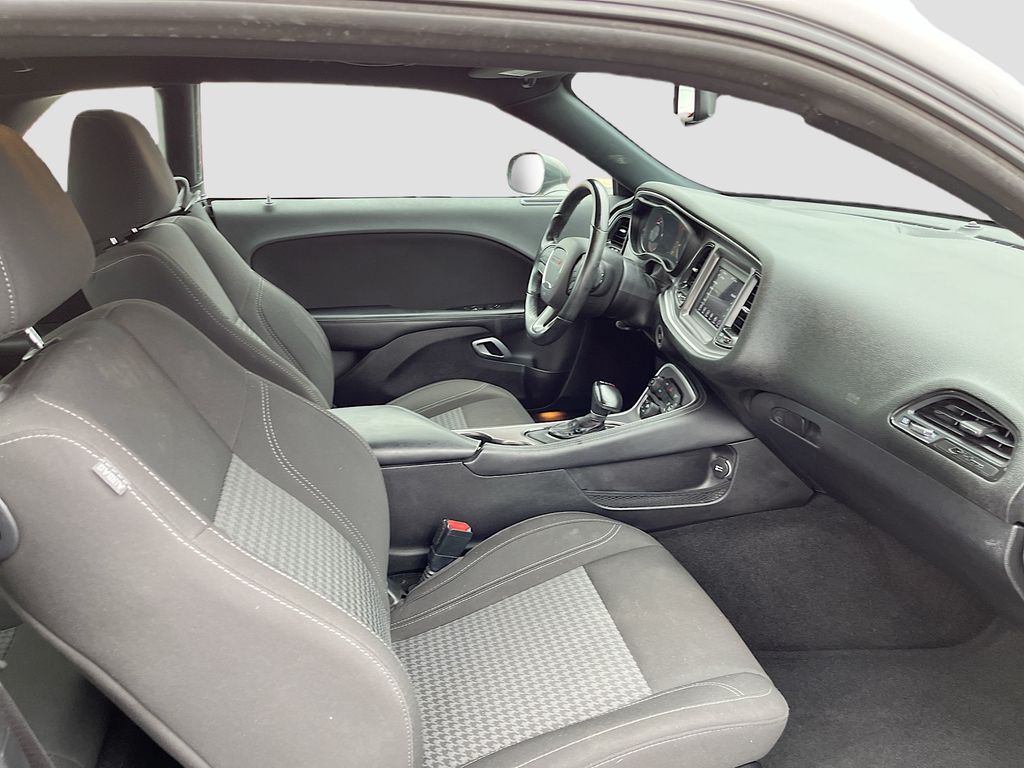 2021 Dodge Challenger SXT - Photo 25