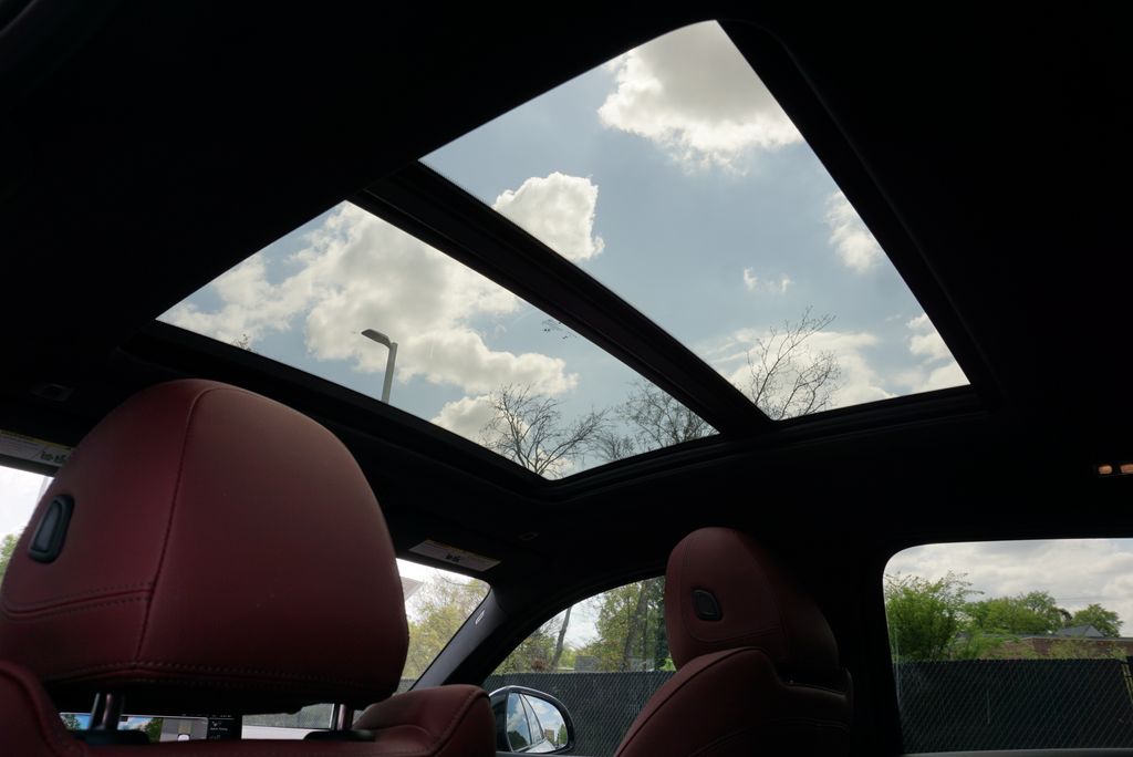 Thumbnail: 2024 BMW X4 - 16