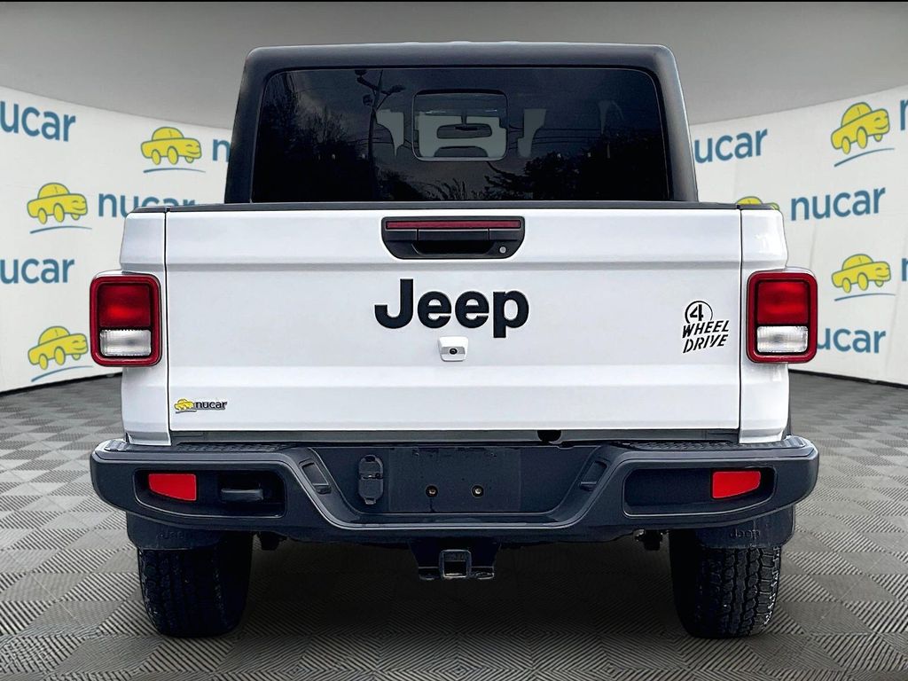 2022 Jeep Gladiator — photo 5