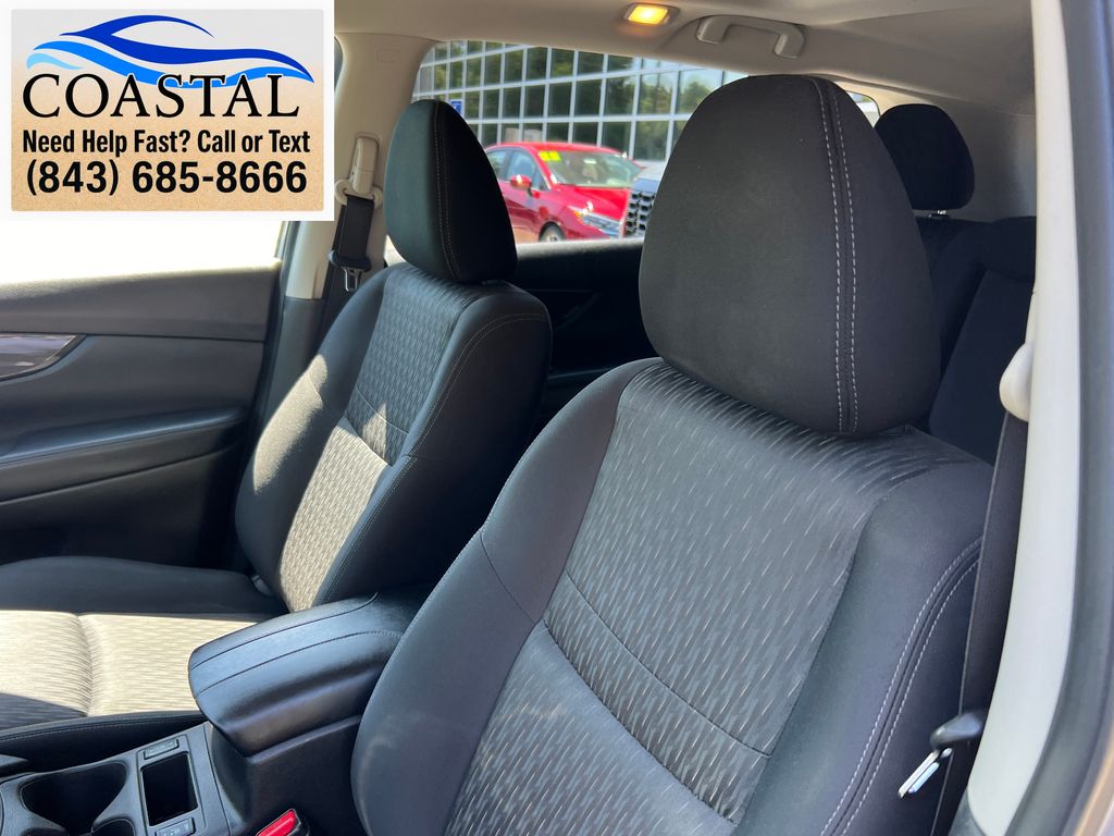 2020 Nissan Rogue SV Silver at Walterboro Ford