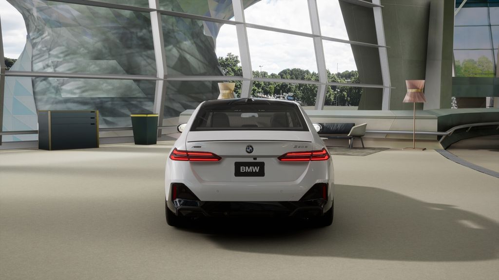 Thumbnail: 2026 BMW 5 Series - 5