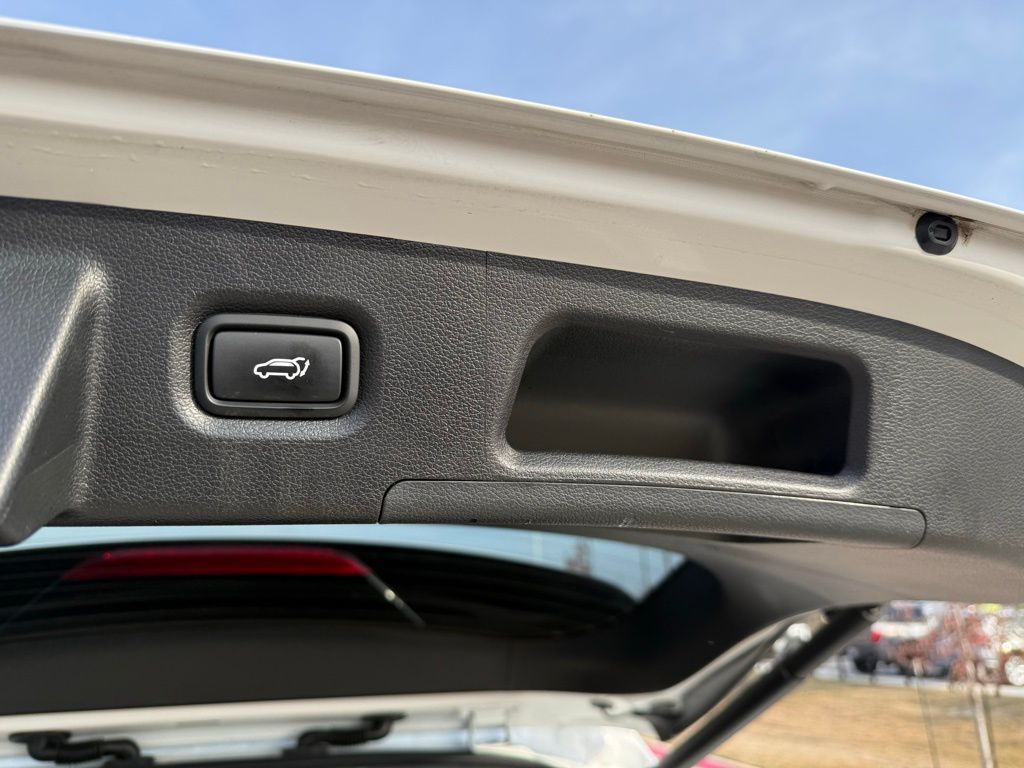 Thumbnail: 2023 Hyundai Santa Fe - 29