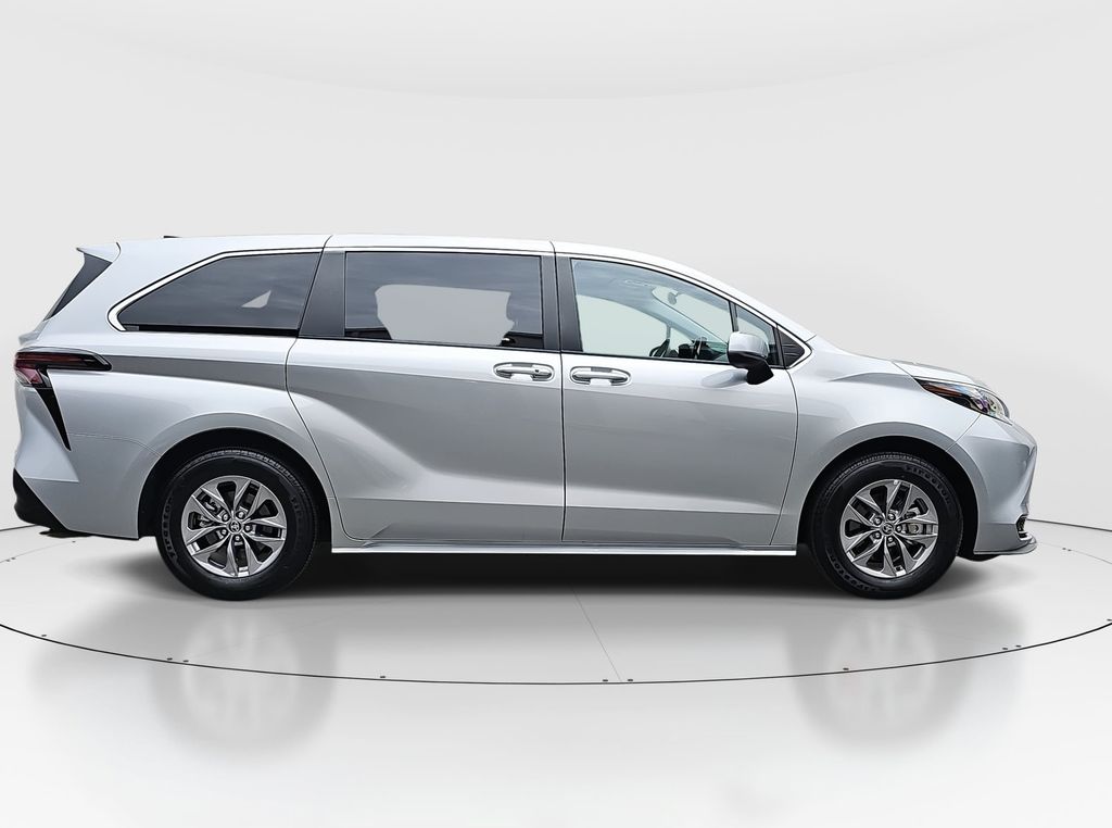 Used 2025 Toyota Sienna Van