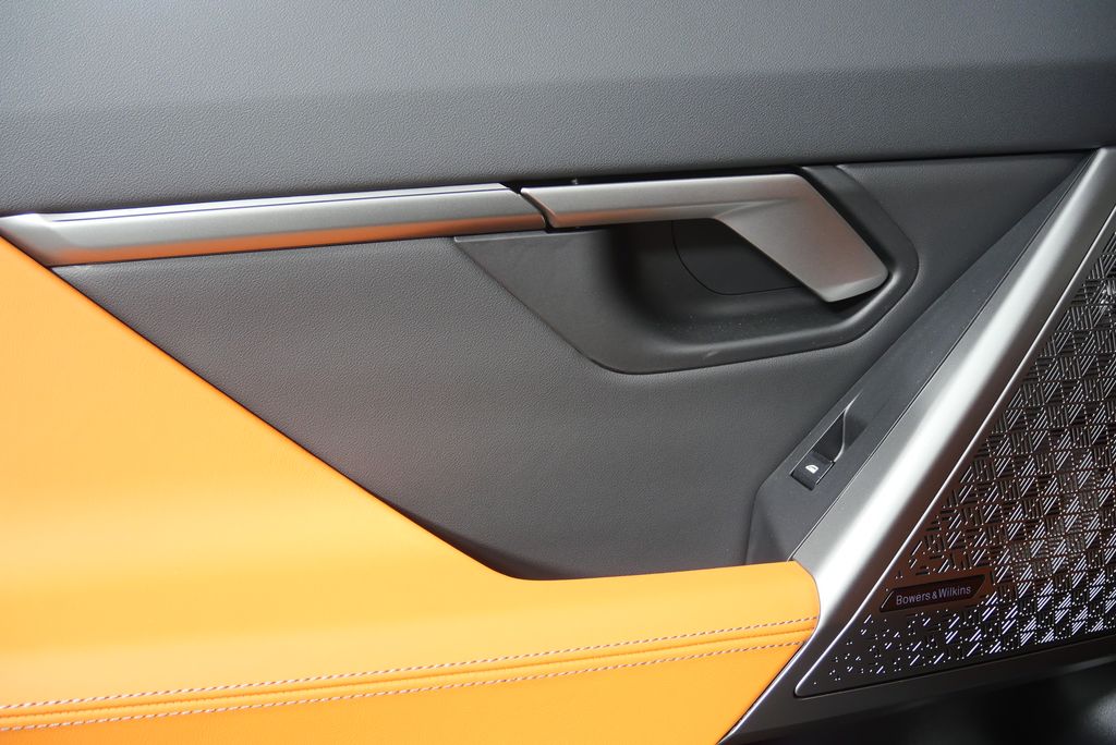 Thumbnail: 2025 BMW M5 - 19