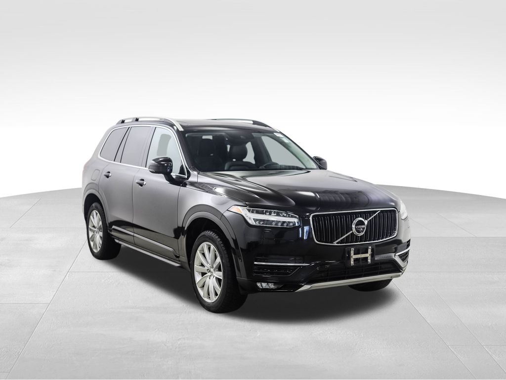 2018 Volvo XC90 T6 Momentum 7