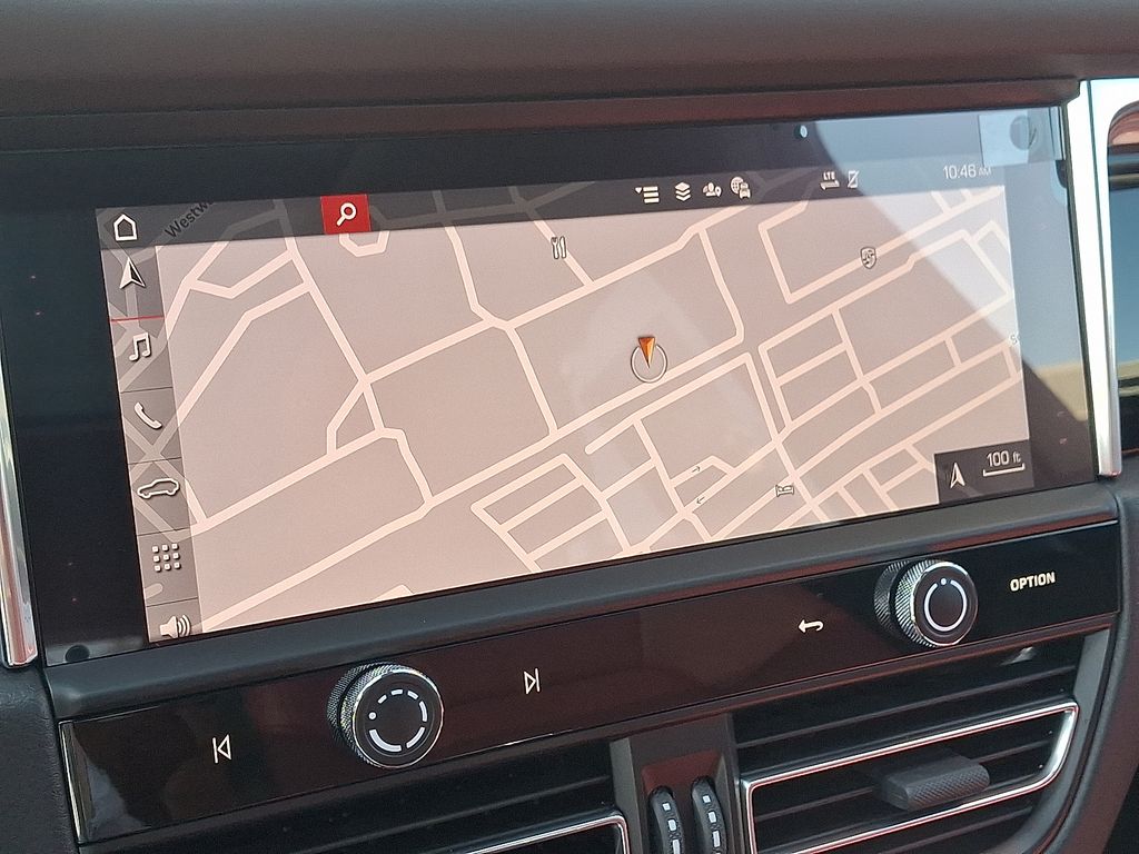 Thumbnail: 2026 Porsche Macan - 18