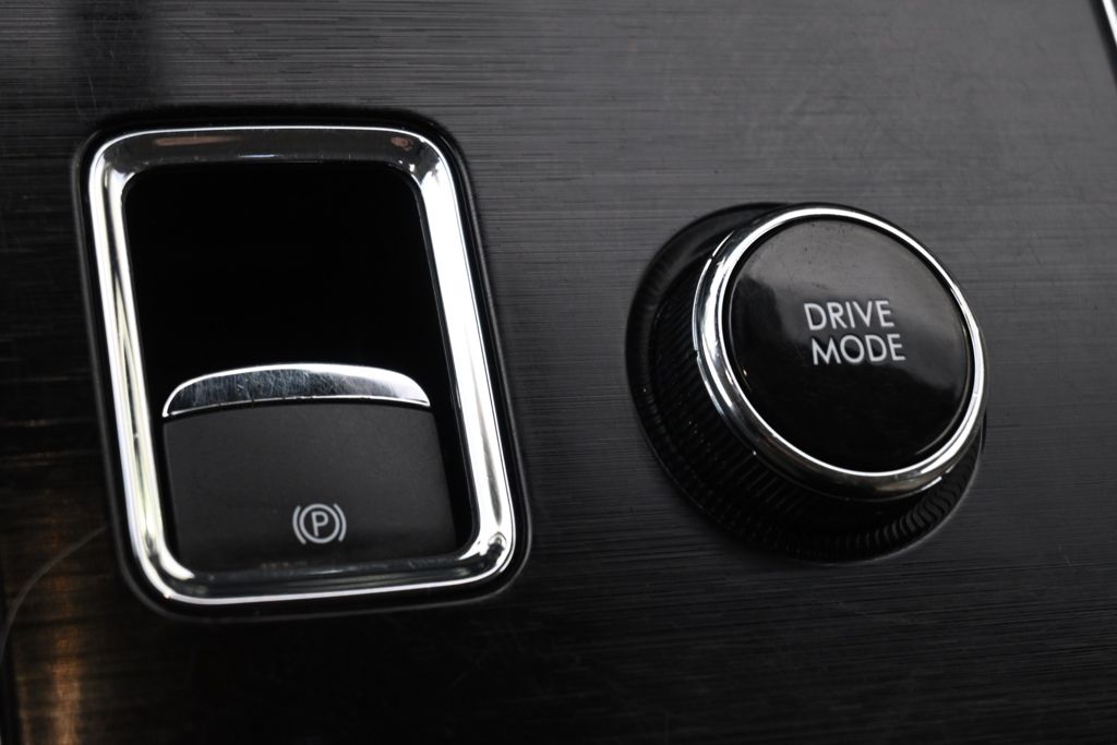 Certified Used 2021 Blue Lincoln Reserve image 34