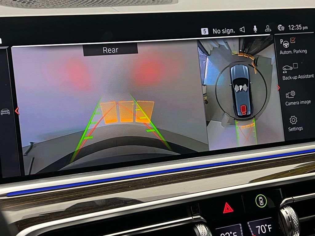 Thumbnail: 2021 BMW X5 - 15